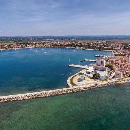 2 Bedroom Pet Friendly Apartment In Lovrecica Esterno foto