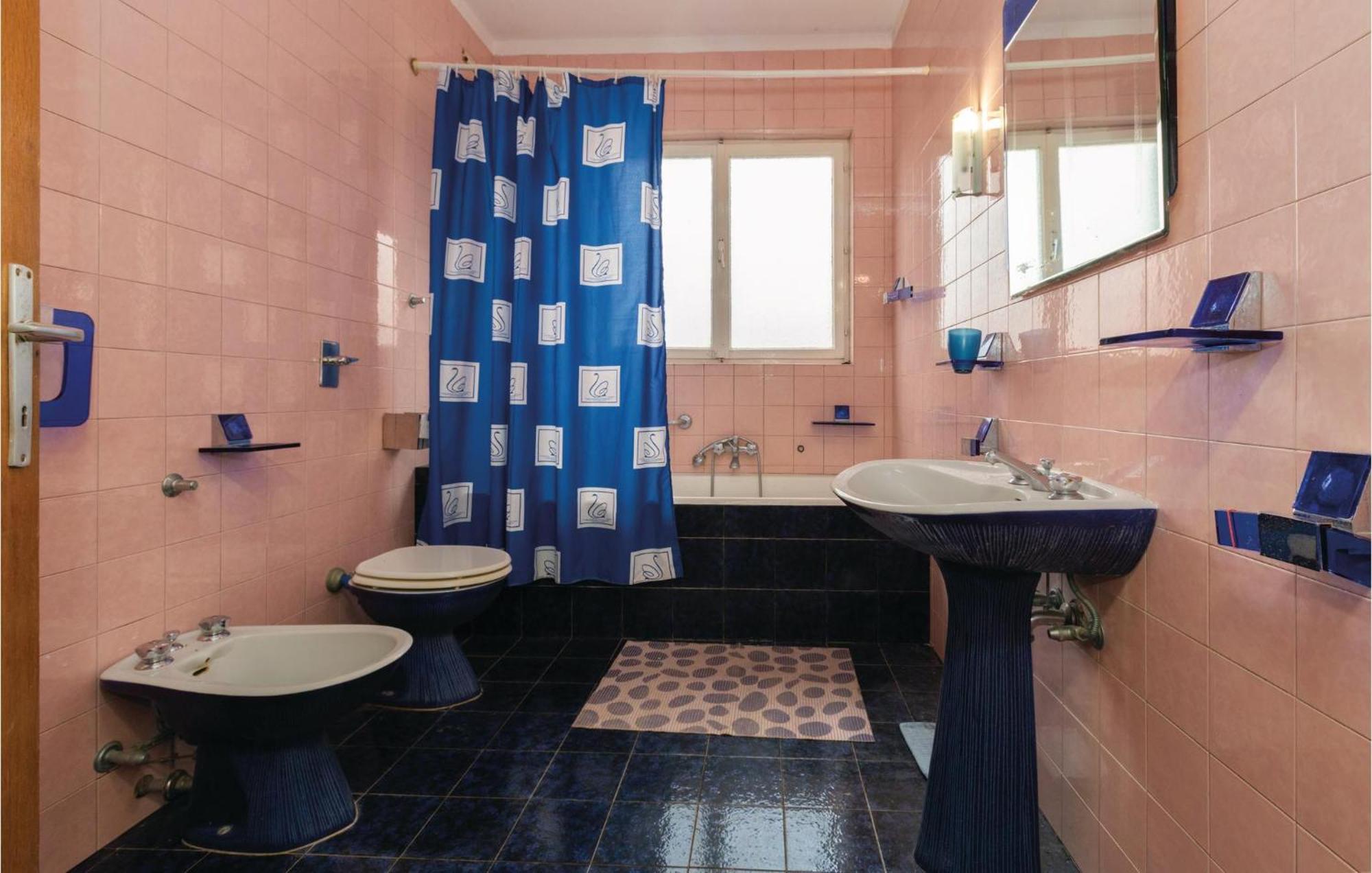 2 Bedroom Pet Friendly Apartment In Lovrecica Esterno foto