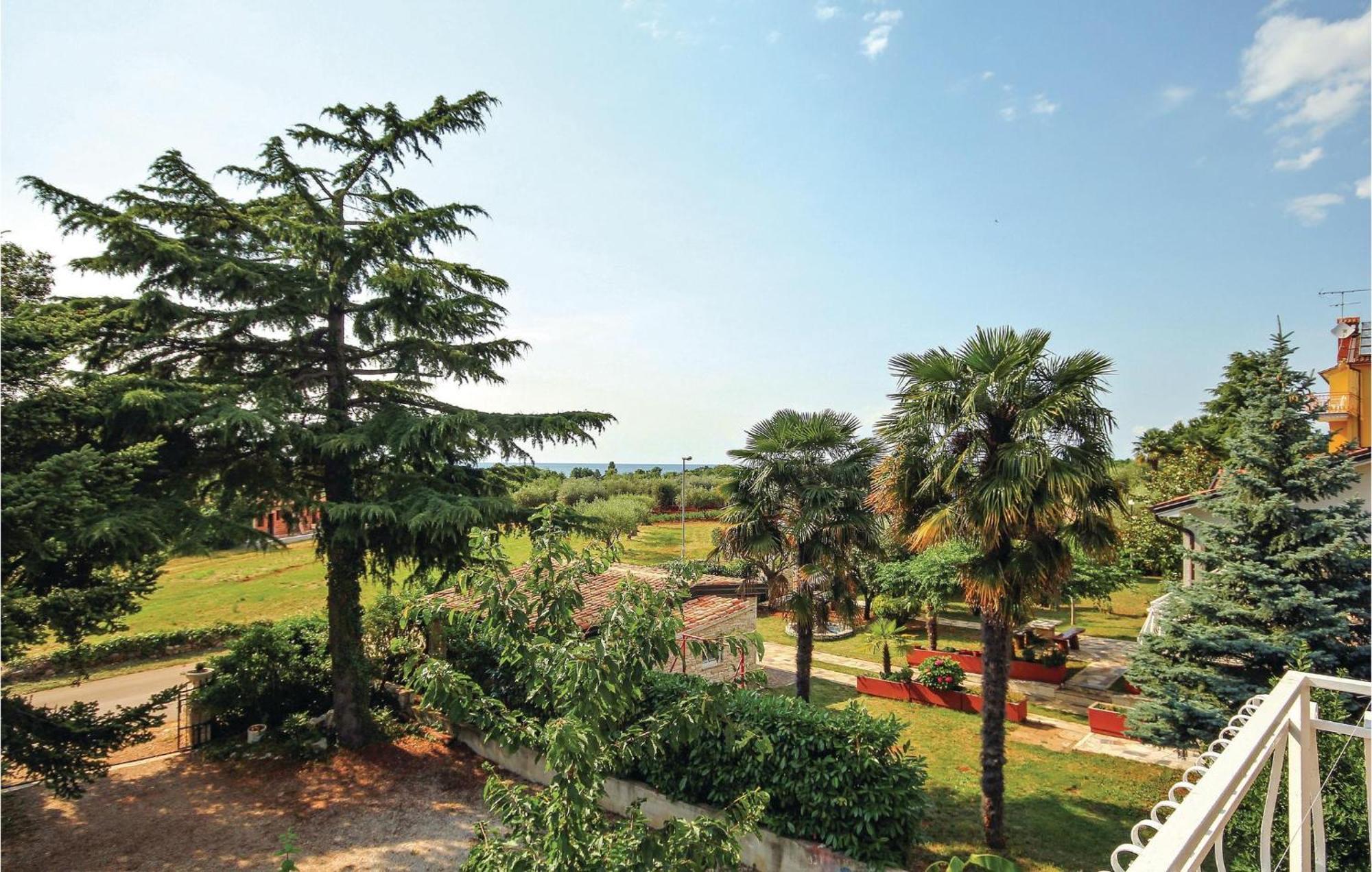 2 Bedroom Pet Friendly Apartment In Lovrecica Esterno foto